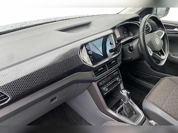 Used Volkswagen T-Cross 2021 for sale - 76618454: Photo
