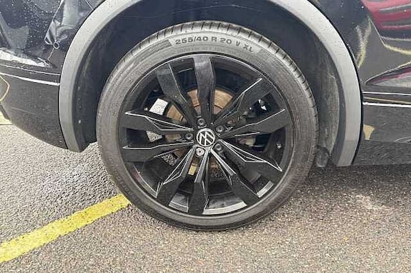 Used Volkswagen Tiguan 2024 for sale - 76245845: Photo 32