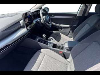 Used Volkswagen Golf 2024 for sale - 74671371: Photo