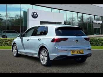 Used Volkswagen Golf 2024 for sale - 74671371: Photo