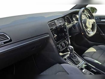 Used Volkswagen Golf 2019 for sale - 79667841: Photo