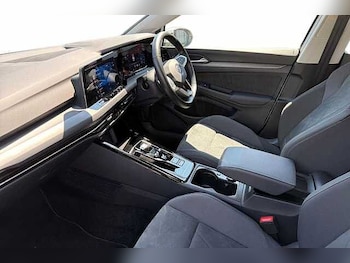 Used Volkswagen Golf 2022 for sale - 79173998: Photo