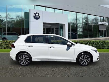 Used Volkswagen Golf 2022 for sale - 79173998: Photo