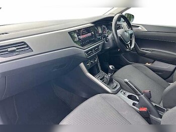 Used Volkswagen Polo 2018 for sale - 78427092: Photo