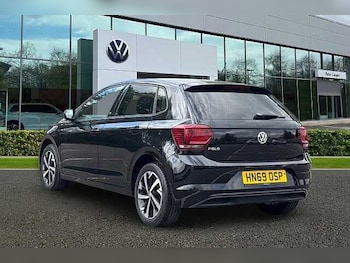 Used Volkswagen Polo 2019 for sale - 78242349: Photo
