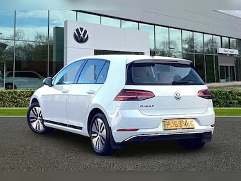 Used Volkswagen Golf 2019 for sale - 76719510: Photo