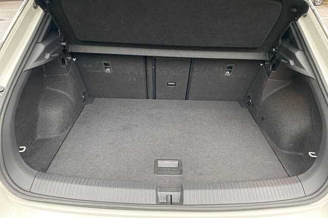 Used Volkswagen T-Roc 2023 for sale - 76069829: Photo 11