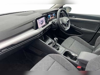 Used Volkswagen Golf 2024 for sale - 79335168: Photo