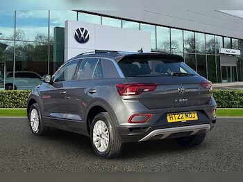 Used Volkswagen T-Roc 2022 for sale - 77730108: Photo