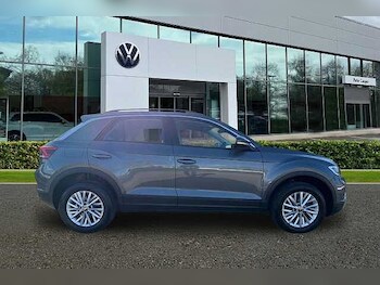 Used Volkswagen T-Roc 2022 for sale - 77730108: Photo