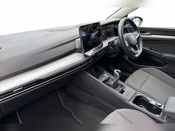 Used Volkswagen Golf 2024 for sale - 78814330: Photo