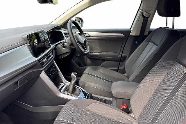 Used Volkswagen T-Roc 2025 for sale - 76836816: Photo 2