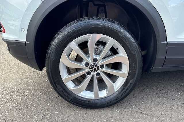 Used Volkswagen T-Roc 2025 for sale - 76836816: Photo 5