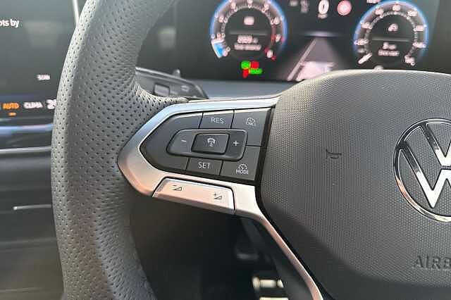 Used Volkswagen Touran 2025 for sale - 76807756: Photo 15