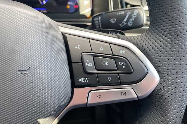 Used Volkswagen T-Roc 2025 for sale - 77077418: Photo 17