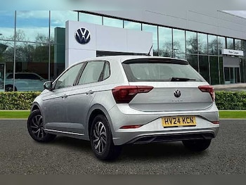 Used Volkswagen Polo 2024 for sale - 77766283: Photo