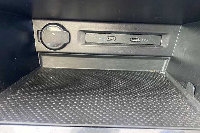 Used Volkswagen Tiguan 2022 for sale - 76010560: Photo 32