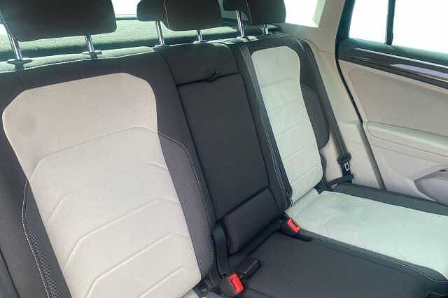 Used Volkswagen Tiguan 2022 for sale - 76010560: Photo 8