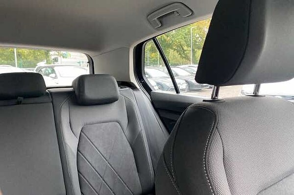 Used Volkswagen Golf 2024 for sale - 76064509: Photo 32
