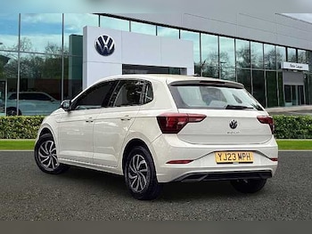 Used Volkswagen Polo 2023 for sale - 76143220: Photo 3