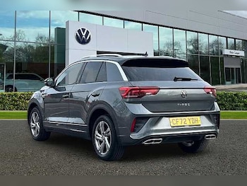 Used Volkswagen T-Roc 2023 for sale - 77906213: Photo