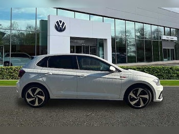 Used Volkswagen Polo 2019 for sale - 76352589: Photo