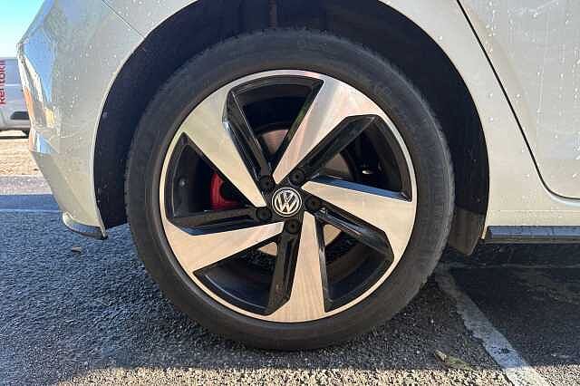 Used Volkswagen Polo 2019 for sale - 76352589: Photo 5