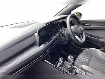 Used Volkswagen Golf 2023 for sale - 78739200: Photo
