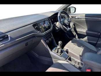 Used Volkswagen T-Roc 2018 for sale - 75150963: Photo