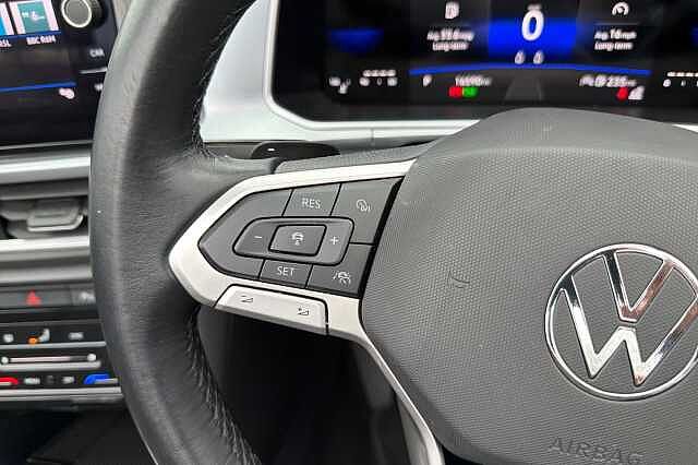 Used Volkswagen T-Roc 2022 for sale - 77622233: Photo 15