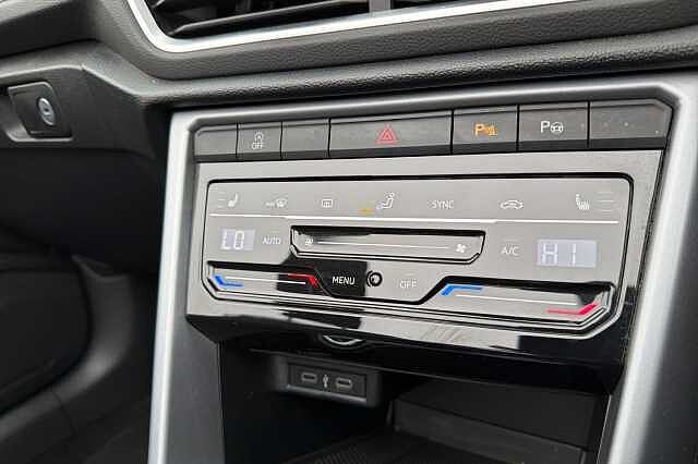 Used Volkswagen T-Roc 2022 for sale - 77622233: Photo 27