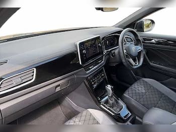 Used Volkswagen T-Roc 2022 for sale - 79531110: Photo