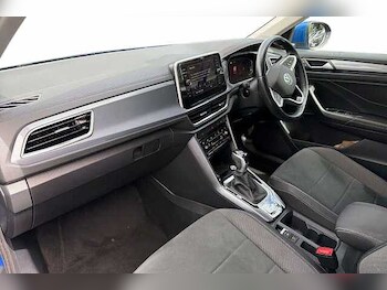Used Volkswagen T-Roc 2022 for sale - 78593356: Photo