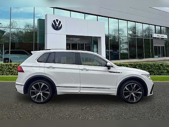 Used Volkswagen Tiguan 2023 for sale - 77595107: Photo