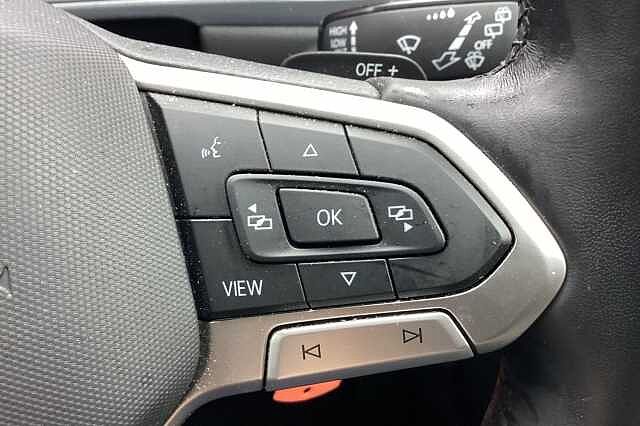 Used Volkswagen T-Roc 2023 for sale - 76591366: Photo 17