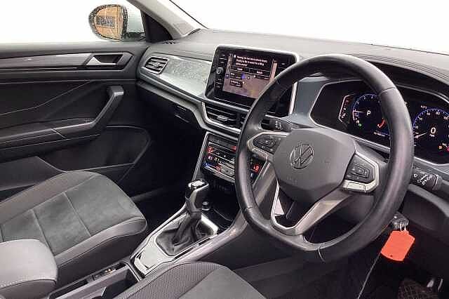 Used Volkswagen T-Roc 2023 for sale - 76591366: Photo 6
