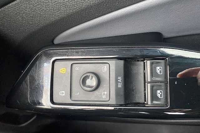 Used Volkswagen ID.4 2022 for sale - 78064586: Photo 30