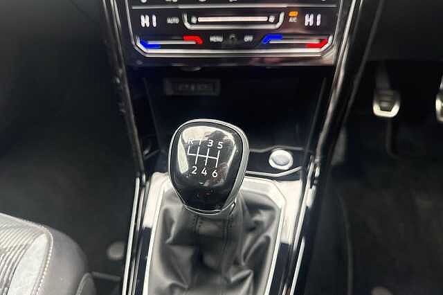 Used Volkswagen T-Roc 2022 for sale - 76010554: Photo 19