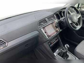 Used Volkswagen Tiguan 2022 for sale - 77392205: Photo