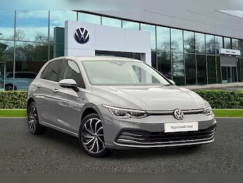 Used Volkswagen Golf 2023 for sale - 77572593: Photo