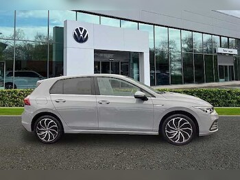 Used Volkswagen Golf 2023 for sale - 77572593: Photo