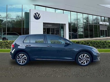 Used Volkswagen Golf 2020 for sale - 77494548: Photo