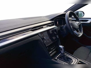 Used Volkswagen Arteon 2024 for sale - 76391850: Photo