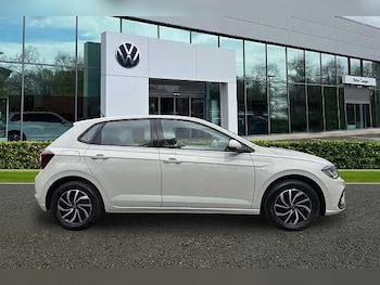 Used Volkswagen Polo 2023 for sale - 78537213: Photo