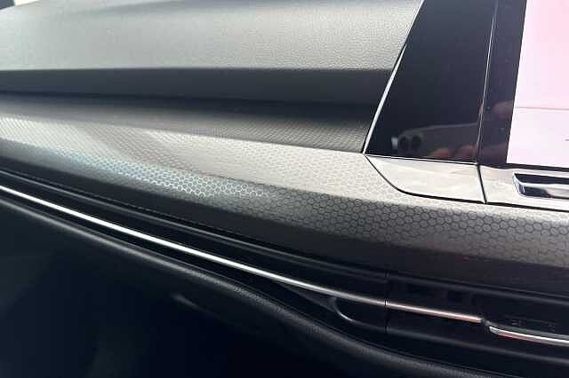 Used Volkswagen Golf 2021 for sale - 76101516: Photo 32