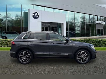 Used Volkswagen Tiguan 2022 for sale - 77228174: Photo
