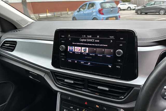Used Volkswagen T-Roc 2023 for sale - 76069832: Photo 13