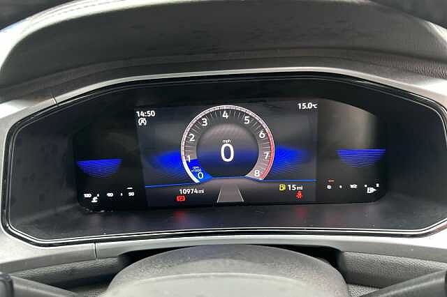 Used Volkswagen T-Roc 2023 for sale - 76069832: Photo 18