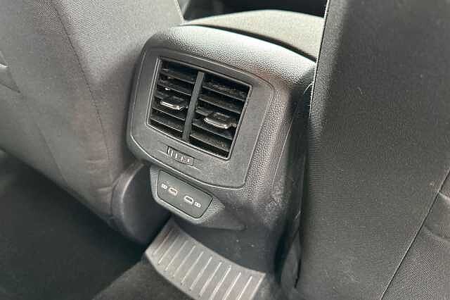 Used Volkswagen T-Roc 2023 for sale - 76069832: Photo 28