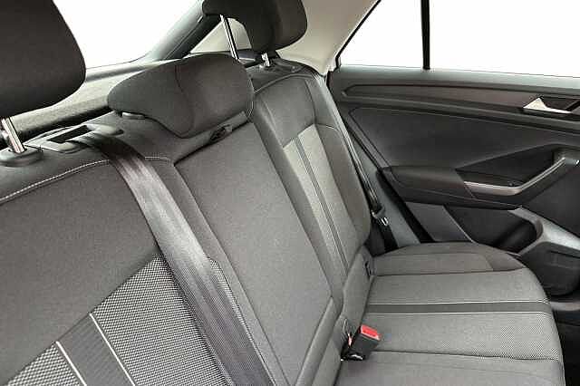 Used Volkswagen T-Roc 2023 for sale - 76069832: Photo 8